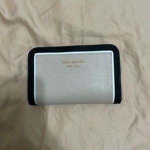 Kate spade small wallet